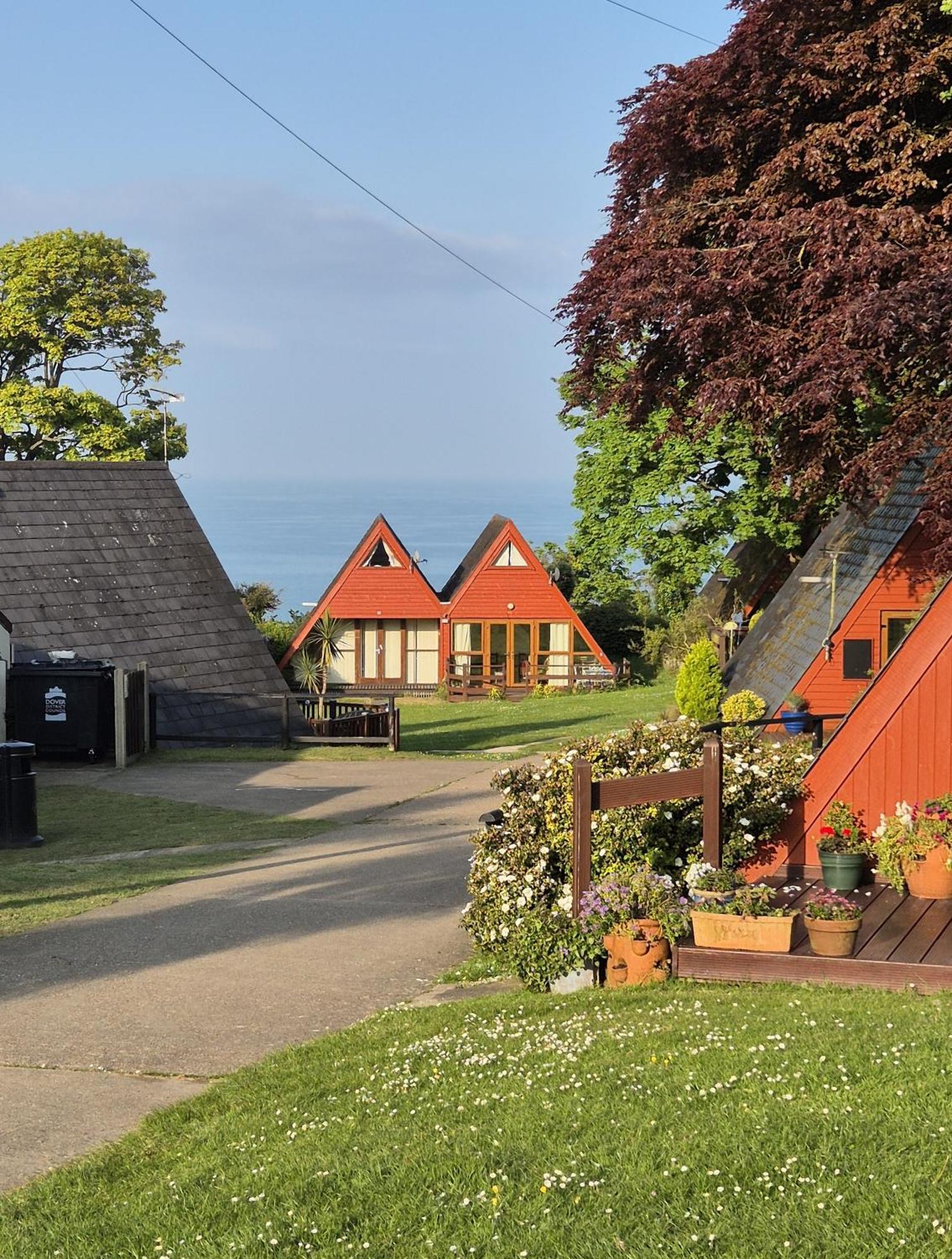 Вилла Wow! Amazing Sea Views At Coastal Chalet In Kingsdown Park With Pool No 40 Экстерьер фото